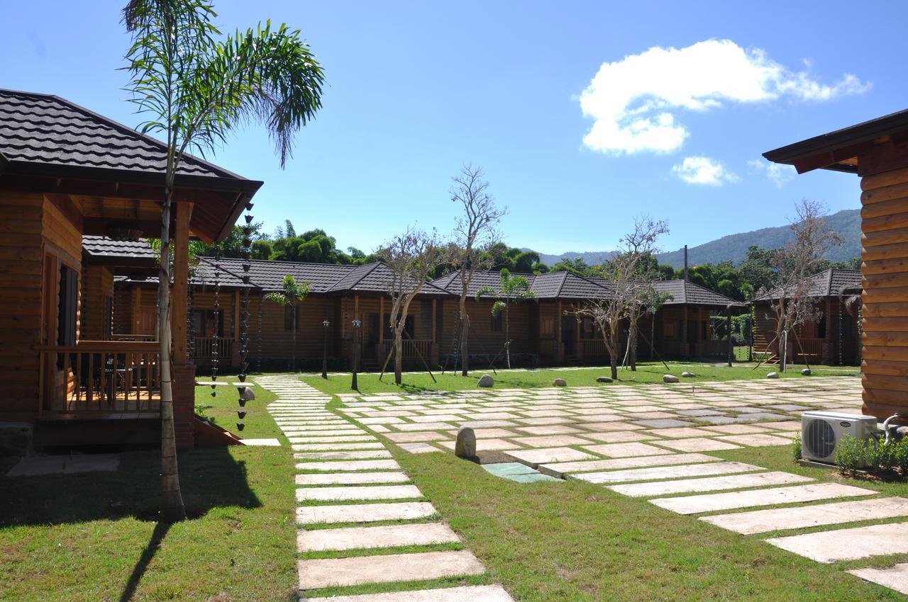 Carmen Hotel & Villas Jarabacoa Eksteriør billede